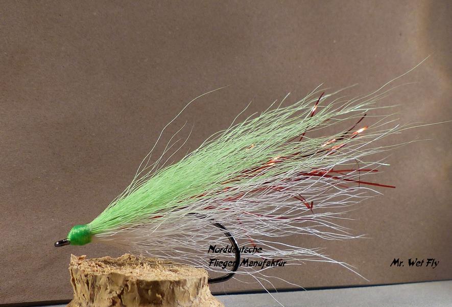 Barschstreamer Variationen 0521.JPG